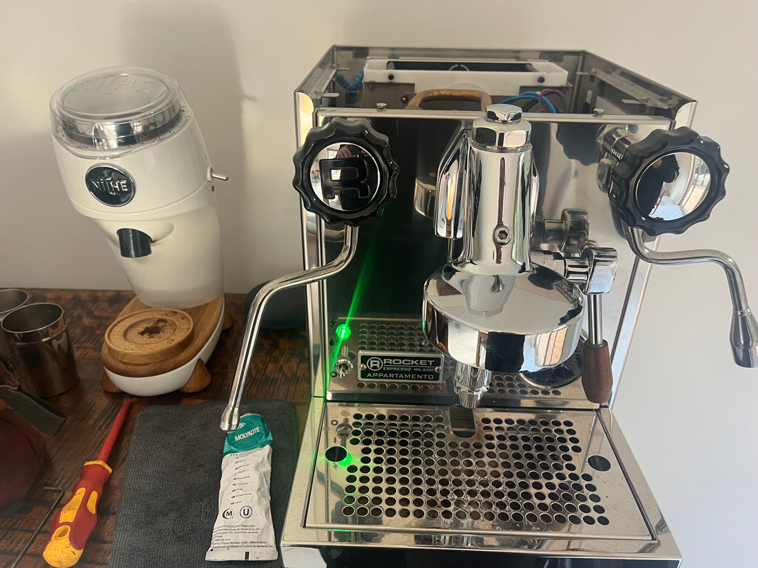 Rocket Coffee machine power light keeps flashing